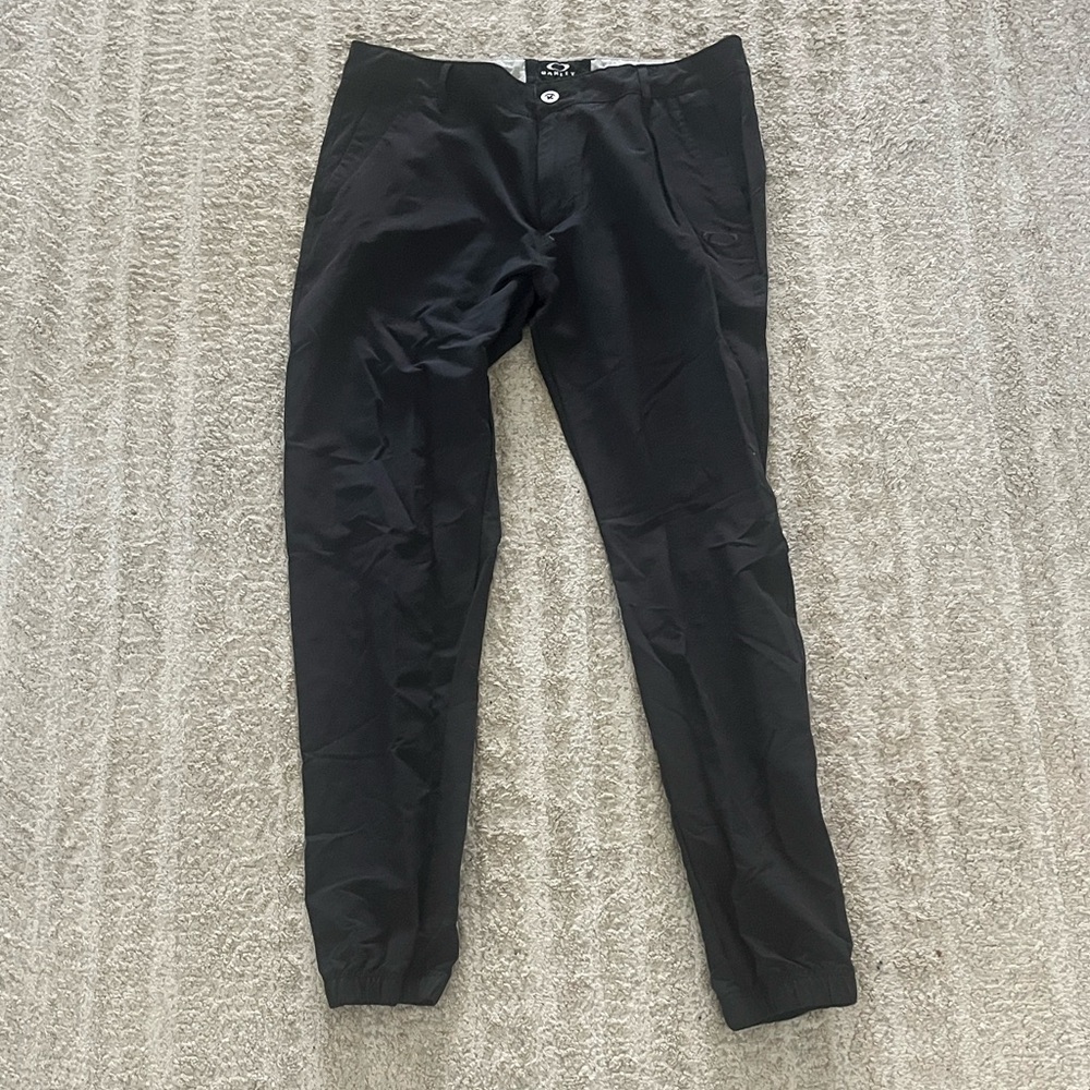 Oakley Range Jogger Pants Men’s 34x32 Black Golf Performance Tapered Tech Chino